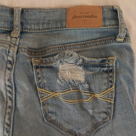 Abercrombie distressed denim cut off shorts - Picture 7 of 7